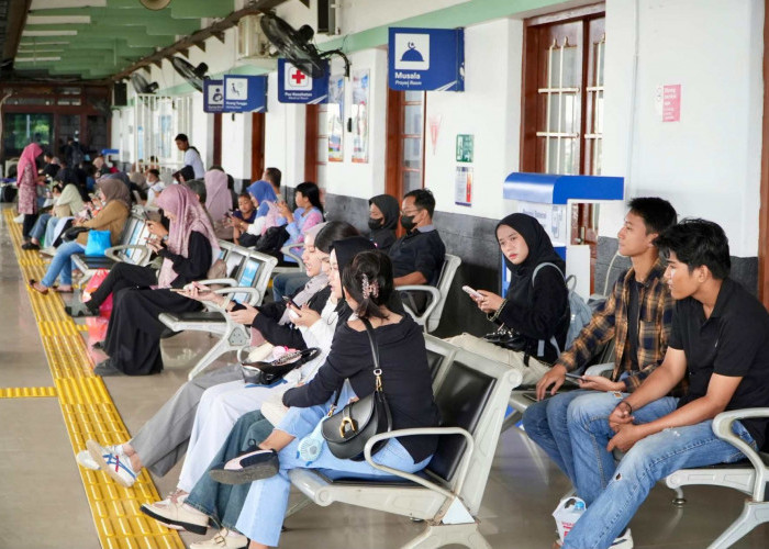 Antisipasi Kemacetan Helaran Budaya Karawang, KAI Imbau Penumpang Kereta Tiba Lebih Awal di Stasiun