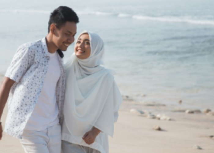 3 Kegiatan Suami Istri Yang Aman Dilakukan Saat Puasa Ramadhan 