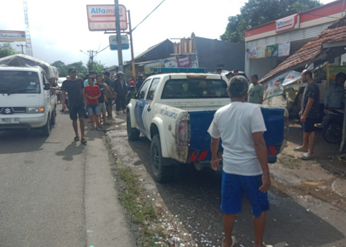 Tabrakan Maut di Telagasari:Minibus Tabrak 3 Motor, Satu Tewas 