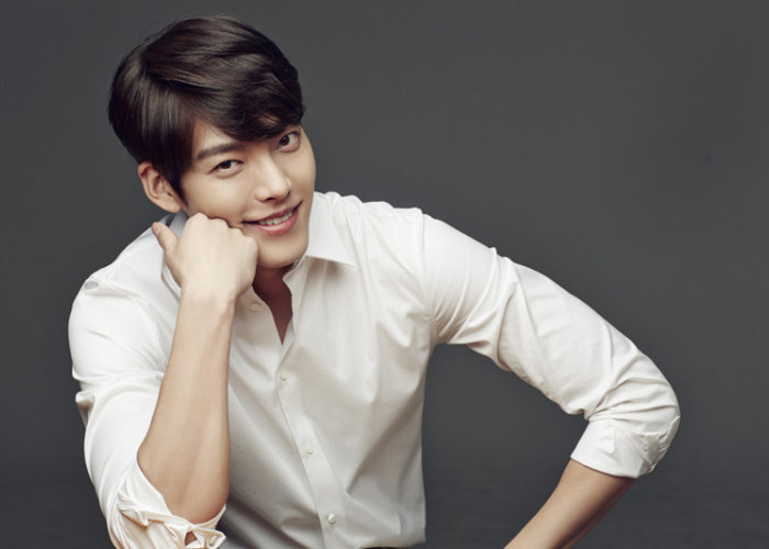 Setelah 5 Tahun, Akhirnya Kim Woo Bin Gelar Acara Fan Meeting Berjudul Woobin’s Diary pada Januari 2024