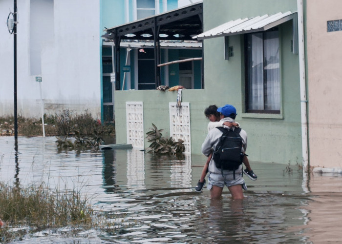 Banjir di Karawang Mulai Surut, Tersisa Genangan di Sejumlah Desa
