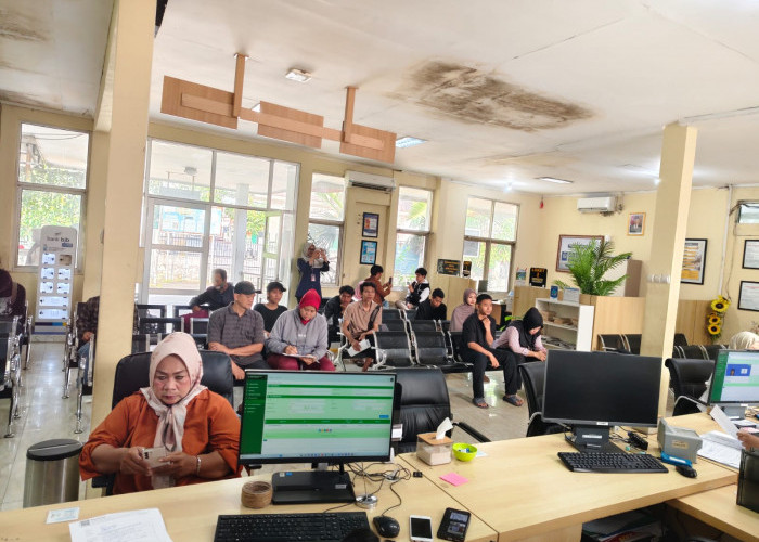 Disdukcapil Karawang Tetap Buka Layanan Adminduk Selama Libur melalui Program X-Men