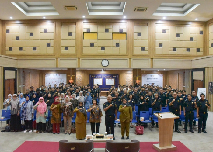  Pemkab Bekasi dan Bea Cukai Cikarang Luncurkan Program “Eco Office”