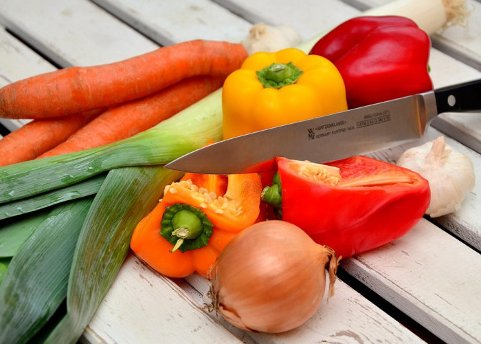 Daftar 10 Makanan Penurun Kolesterol Tinggi yang Terbukti Manjur, Nomor 7 Sering Ada di Dapur!