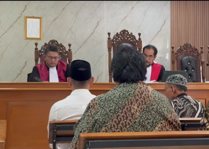 Ade Kuswara Kunang Bantah Libatkan PDIP dalam Sidang Kasus ‘Ijon Proyek’