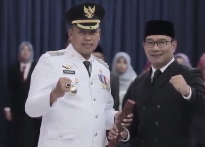 Lantik Wali Kota Bekasi, Kang Emil Pesan Disisa Masa Jabatan untuk Mengambil Keputusan Terbaik