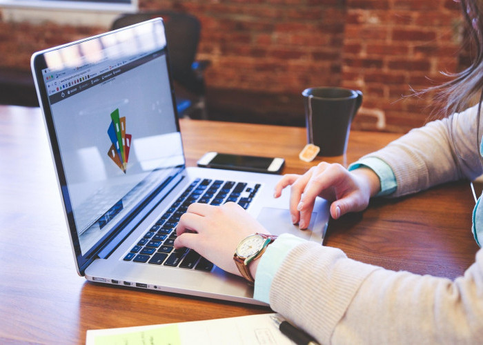 Jangan Asal Pasang Harga! Ini 11 Strategi Menentukan Harga Jual Produk Kreatif agar Untung Maksimal
