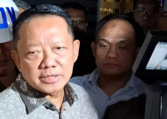 Mantan Jampidsus Febrie Adriansyah Resmi Ditahan, Jadi Sorotan Publik