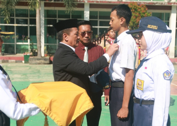 SMPN Cikarang Selatan 01 Lepas 423 Murid, Kepsek Tekankan Disiplin dan Jaga Lingkungan di Sekolah Baru