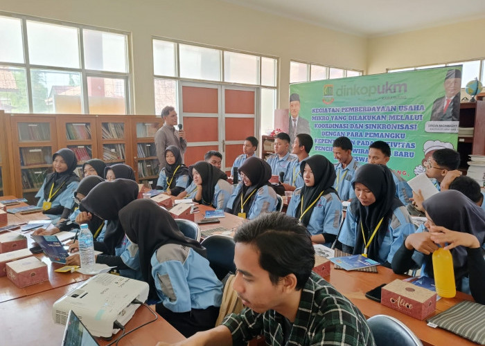 Dinkop UKM Luncurkan Program Pelatihan dan Inkubasi Kewirausahaan untuk Sejumlah SMK di Karawang