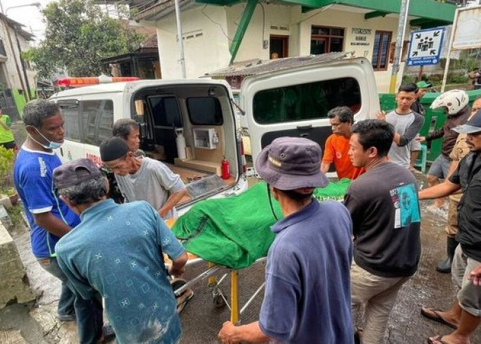 Banjir di Dayeuhkolot Kota Bandung Telan Korban Jiwa, Pemuda Tewas Tersengat Listrik