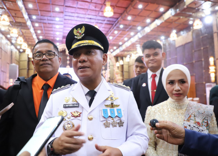 Tak Capai Target, Asep Ancam Ganti Pejabat dalam Enam Bulan