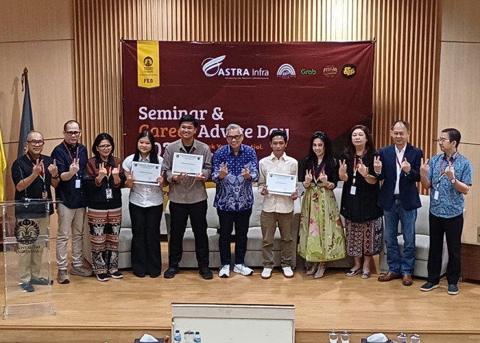 Alumni FEB UI-86 Buka Jalan Karier dan Kucurkan Beasiswa