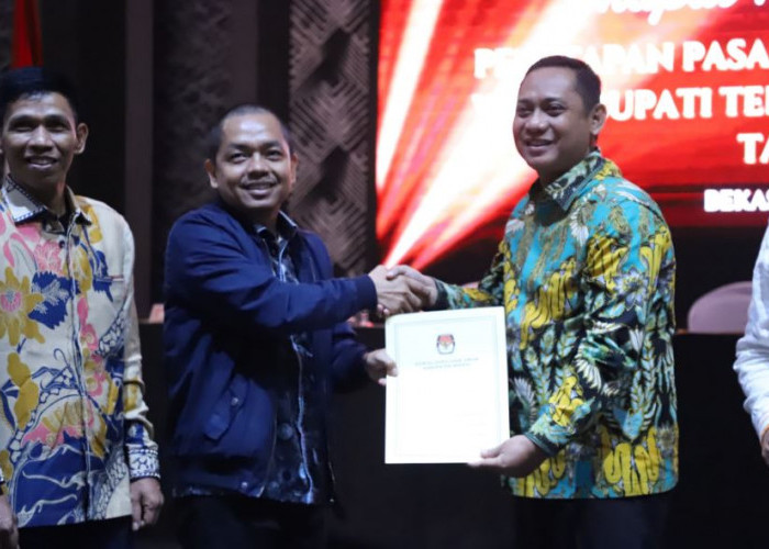 Rapat Pleno Terbuka, KPU Kabupaten Bekasi Tetapkan Bupati dan Wakil Bupati Terpilih