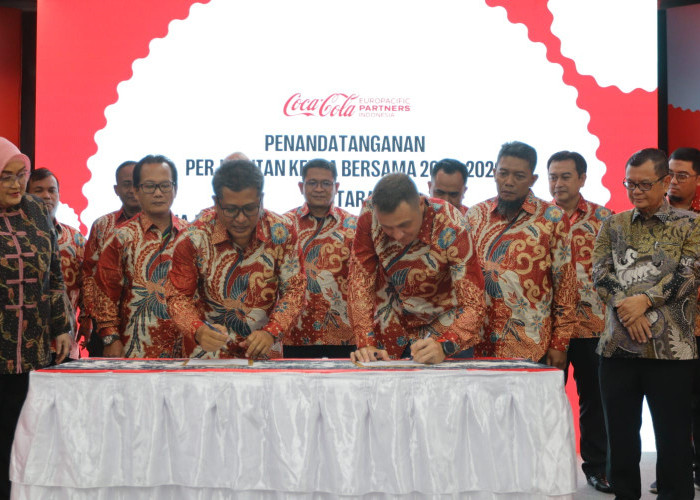 CCEP Indonesia Bersama Serikat Pekerja Sepakati Perjanjian Kerja Bersama 2024-2026