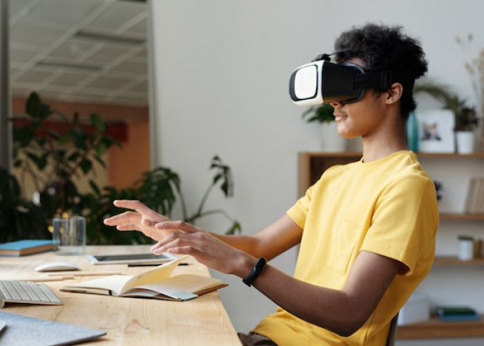 Masa Depan Teknologi: Dari Ilusi Virtual ke Kehidupan Nyata