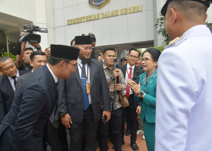 Bey Machmudin Resmi Penjabat Gubernur Jawa Barat, Gantikan Ridwan Kamil