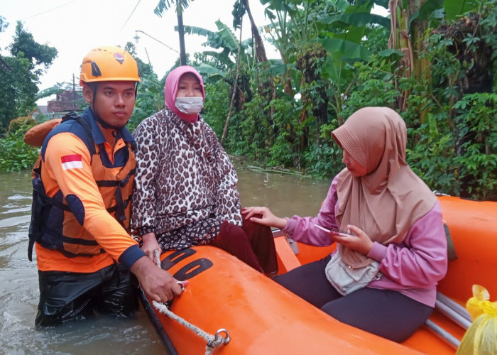 Banjir di Kabupaten Jepara Jateng, 8 Kecamatan Terdampak, Ratusan Warga Mengungsi Ketempat yang Aman