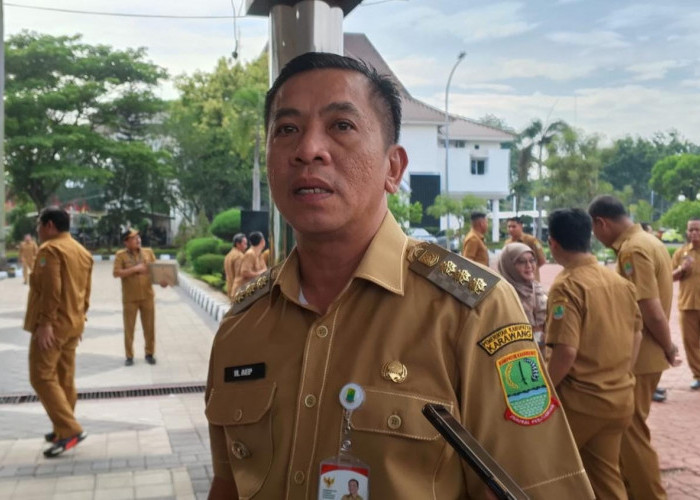 Bupati Karawang Awasi ASN Agar Tak 'Bablas' Libur Nataru  