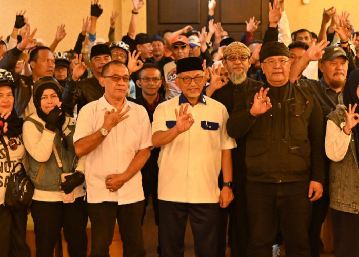 Deklarasi Dukungan, Komunitas Seniman-Budayawan Siap Terbang dan Menangkan ASIH di Pilgub Jabar