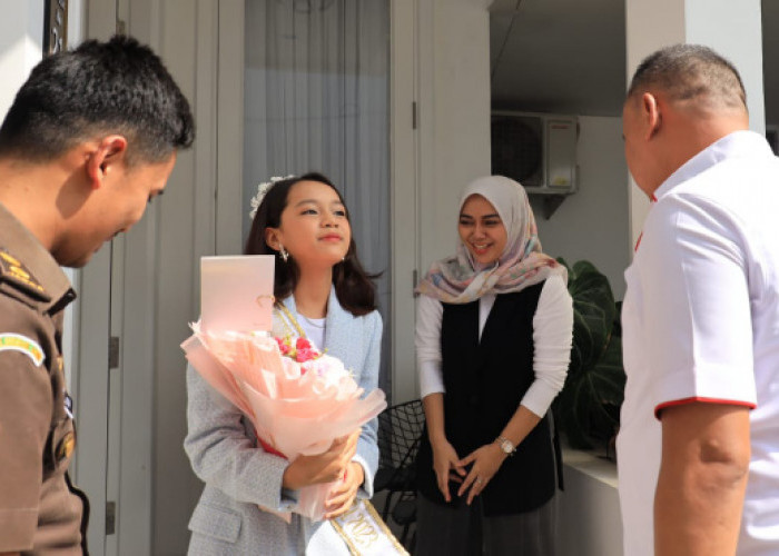 Zahira Pemenang Putri Anak Pariwisata Indonesia 2023 Dikunjungi Plt Wali Kota Bekasi
