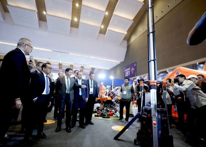 BNPB Pamerkan Inovasi Teknologi Kebencanaan di ADEXCO 2025, Perkuat Sistem Peringatan Dini