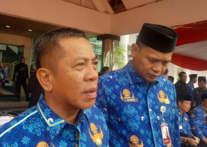 Tegas! Bupati Karawang Minta Dewan Pengurus KORPRI Selesaikan Polemik Uang Kadeudeuh Purna ASN