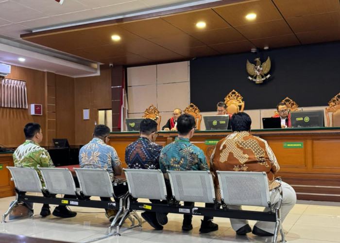 Bukti Pengaturan Ijon Proyek Bekasi Dipertanyakan, Pengacara Bongkar Peran Kadis Hendri Lincoln Lebihi Bupati