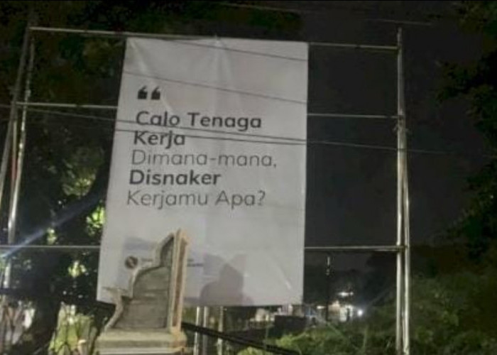 Sindir Keras di Baliho, Pertantakan Disnaker Kinerja Disnakertrans Purwakarta