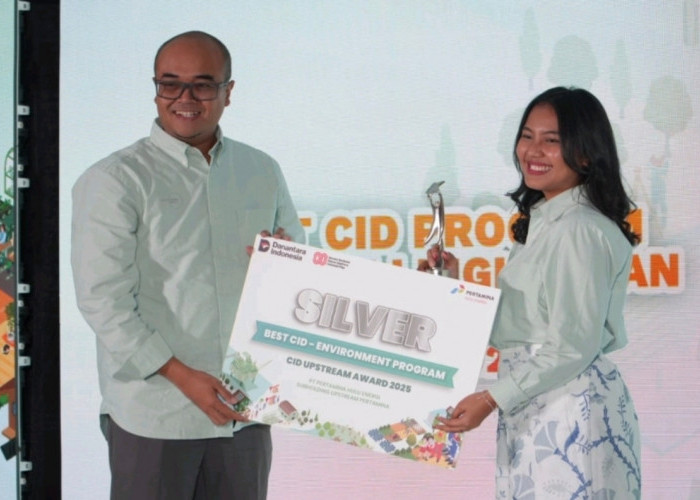 PHE ONWJ Raih Penghargaan CSR 2025 Lewat Program “Jam Pasir” di Pesisir Karawang