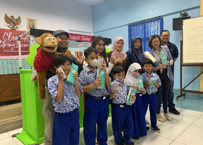 POLYTRON Peduli: Berbagi Ribuan Masker dan Air Purifier ke Sekolah Dasar di Jakarta