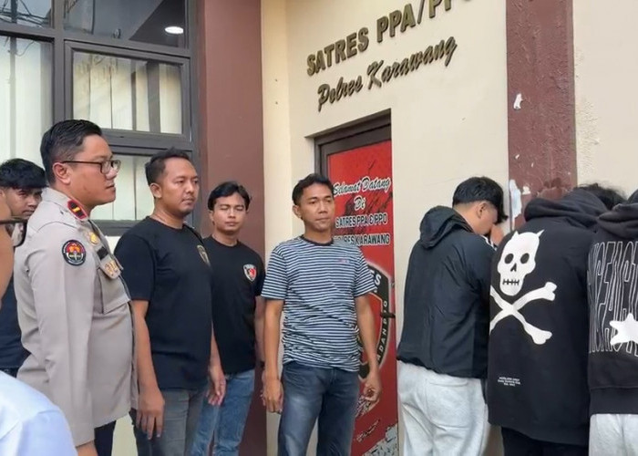 Lima Pemuda Jadi Tersangka Pesta LGBT Karawang, Satu Pelaku Masih Diburu Polisi, Ini Tampangnya