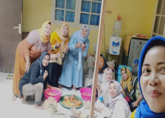 Tangguh, Ibu PKK di Tempuran Karawang Memasak Sebulan Penuh, Simak Kisahnya