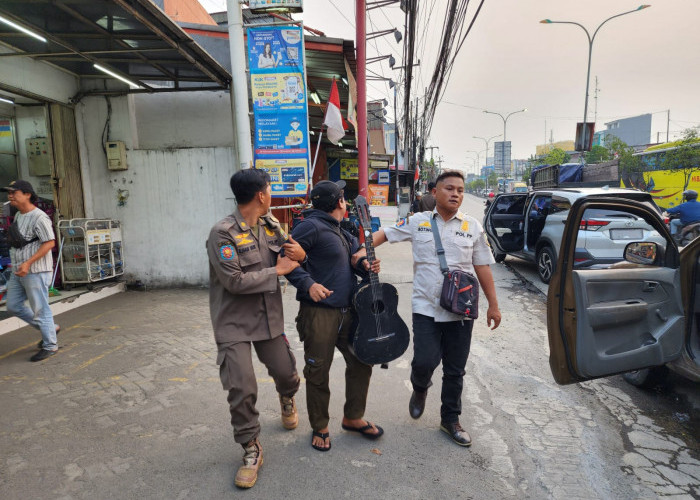 Sering Berkeliaran di Cikarang Pusat dan Ciksel, Belasan PMKS Terjaring Razia Satpol PP