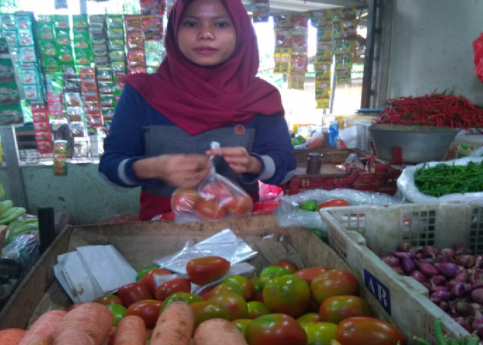 Harga telur di Kota Bekasi meroket 