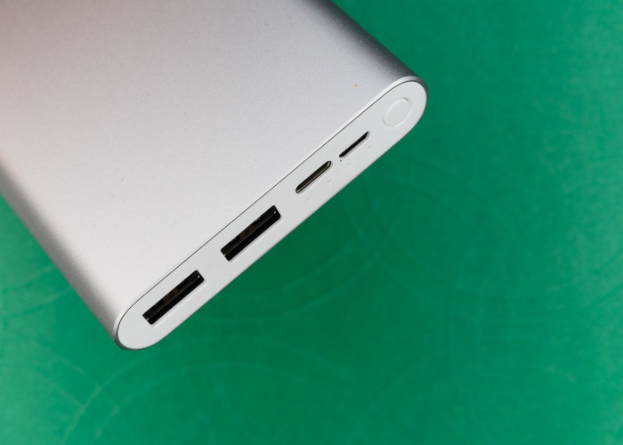 Simak! Ini 17 Tips Memilih Power Bank Fast Charging Kapasitas Besar yang Aman Dibawa ke Kabin Pesawat