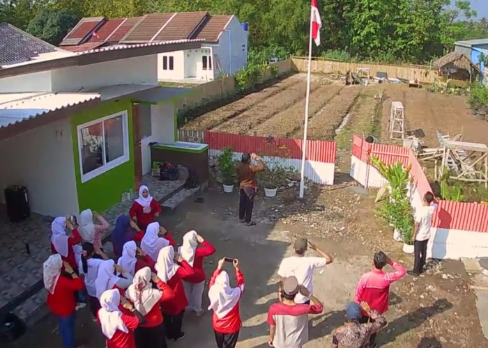 Merdeka Belajar, Yayasan Al Madina Abdi Nusantara Gelar Upacara HUT ke-78 RI
