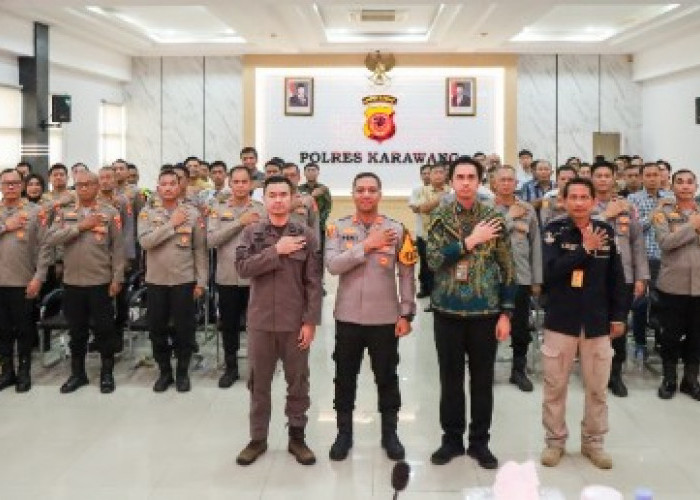 Kapolres Karawang Pimpin Sosialisasi Hukum Soal KUHP dan KUHAP Baru untuk Personel
