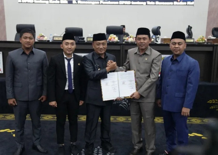 DPRD Karawang Gelar Rapat Paripurna Pembentukan Pansus Raperda dan Penetapan Perda