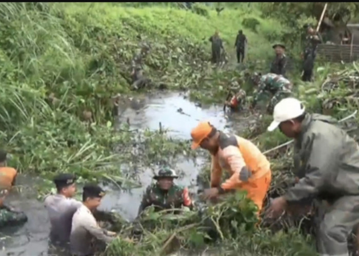 Pemkab Bekasi Gelar Kerja Bakti Cegah Banjir