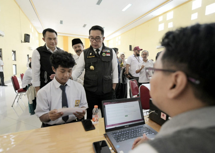 Tinjau Pelaksanaan PPDB di Majalengka, Kang Emil: Kuncinya Keadilan 