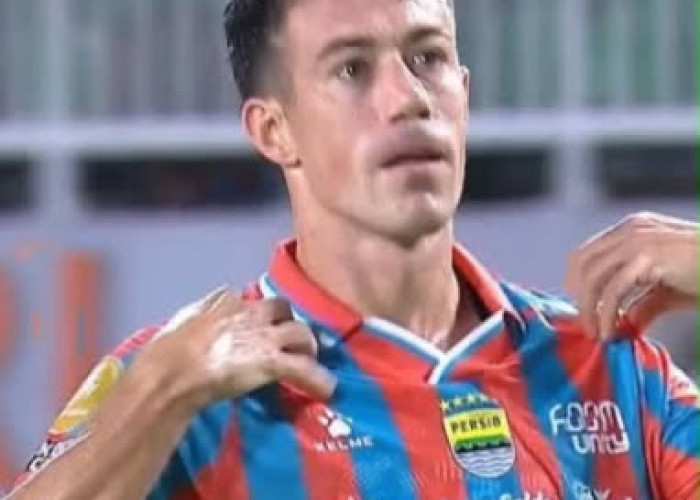 BABAK PERTAMA: Gol Perdana Mariano Peralta Bawa Persib Bandung Ungguli Garudayaksa FC 1-0
