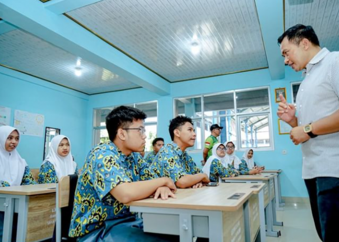 Pembinaan di SMAN 1 dan 2 Cirebon, Disdik Jabar Optimalkan Potensi Peserta Didik