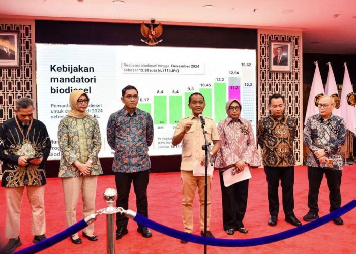 Menteri Bahlil Putuskan Berhenti Impor Solar Mulai 2026