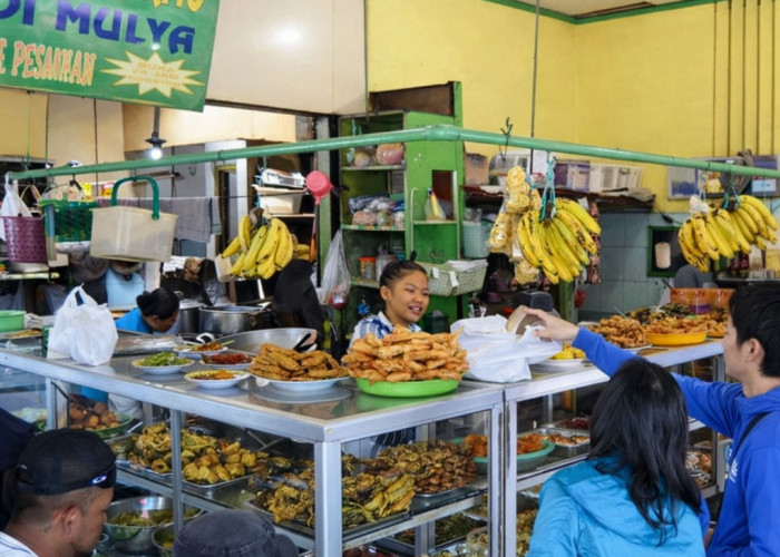 Awalnya Nyaris Tutup Permanen, Warteg Warmo Bertahan dengan Go Digital