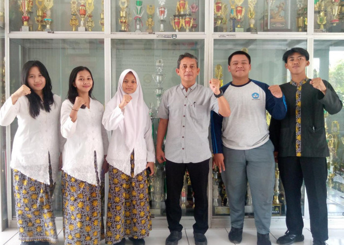 SMAN 5 Karawang Banjir Prestasi! Belasan Siswa Raih Juara FLS2N, Popda dan O2SN Jabar