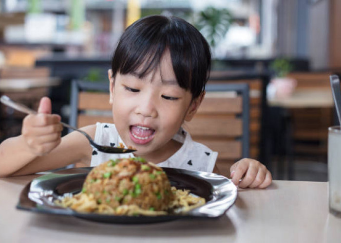 Rekomendasi Chinese Street Food yang Enak dan Aman Dikonsumsi Anak