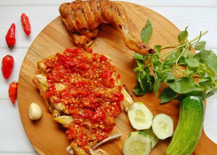 9 Rekomendasi Ayam Penyet di Jatimulya Tambun Selatan, Nomor 1 Jadi Langganan Pecinta Sambal Pedas!