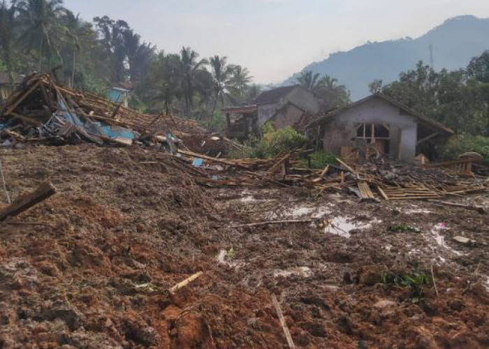 Longsor di Bandung Barat, 7 Orang Meninggal, 3 Warga Masih Dalam Pencarian