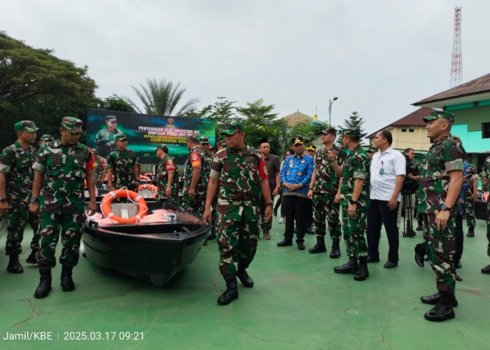 Tanggap Darurat Banjir, Panglima TNI Saluran 70 Unit Alat Angkutan Air 